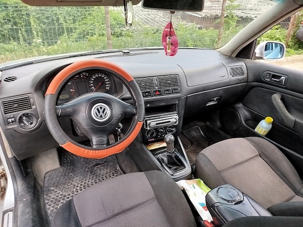 VOLKSWAGEN Golf 2002 — imagine 8