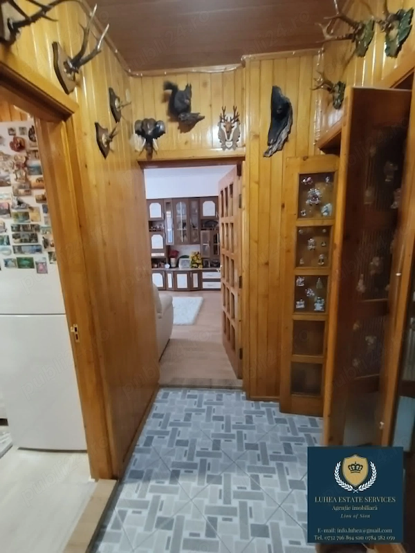 Apartament cu 3 camere, 2 băi, 2 balcoane, pe 2 etaje — fotografia 3