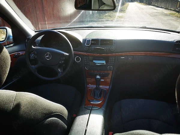 Vand autoturism Mercedes Benz