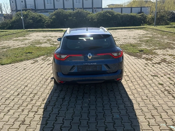 RENAULT Megane 2016