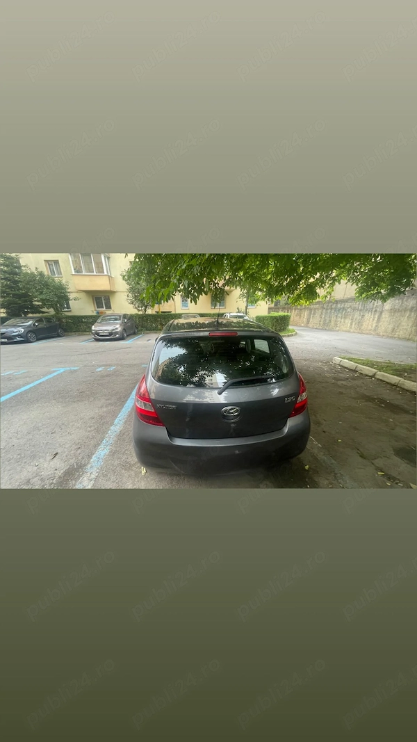 HYUNDAI Accent 2011 — imagine 2