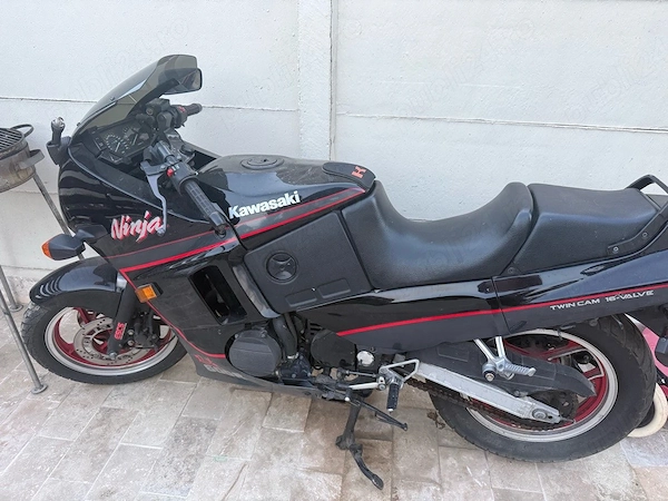 Vand sau schimb Kawasaki GPX600