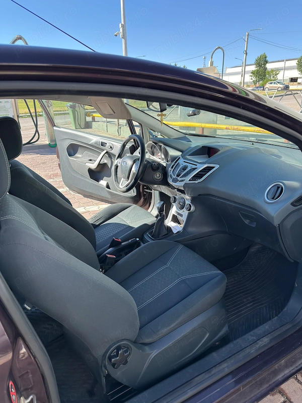FORD Fiesta 2010 — imagine 3