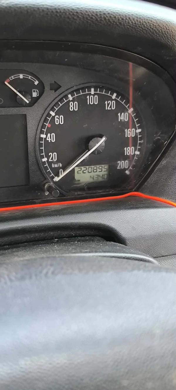 SKODA Fabia 2002 — imagine 2