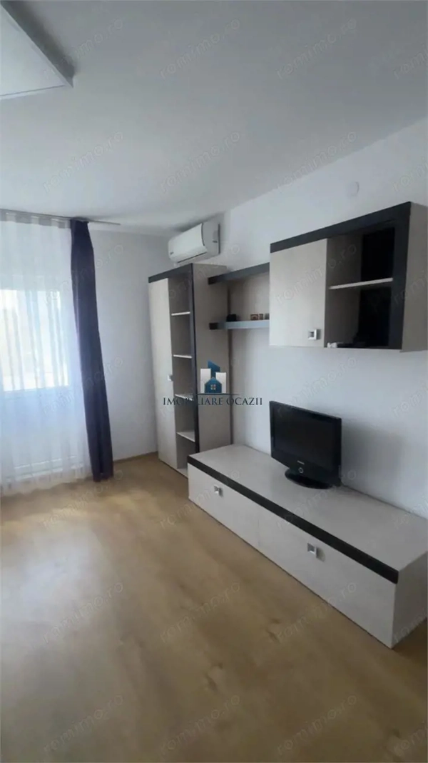 Vanzare Apartament 2 Camere Decomandat Bd.Ctin.Brancoveanu — fotografia 1
