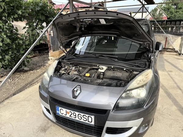 RENAULT Scenic 2011 — imagine 10