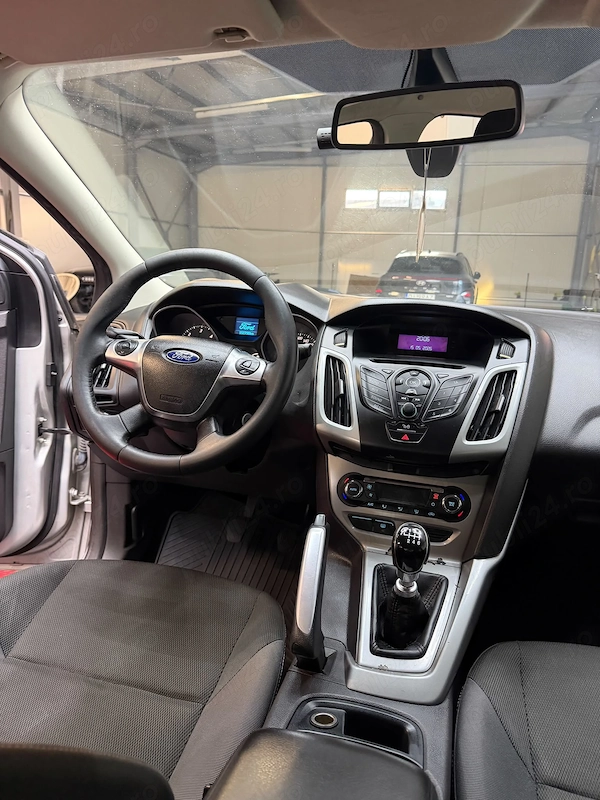 FORD Focus 2011