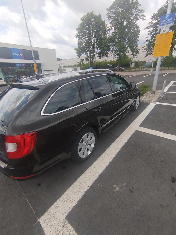 SKODA Superb 2013 — imagine 4