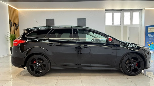 FORD Focus 2016 — imagine 8