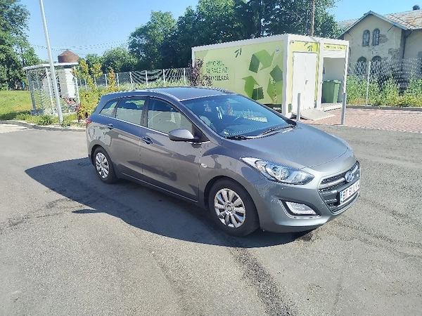 HYUNDAI i30 2015 — imagine 5