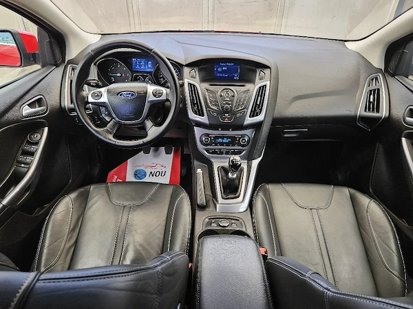 FORD Focus 2014 — imagine 5
