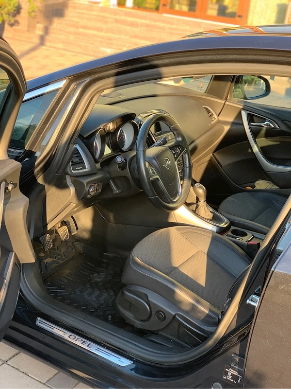 OPEL Astra 2014 — imagine 5