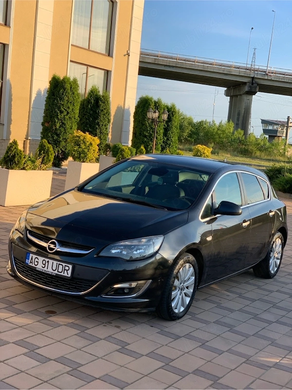 OPEL Astra 2014