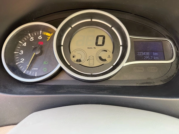 RENAULT Fluence