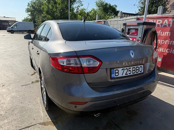 RENAULT Fluence 2010 — imagine 4