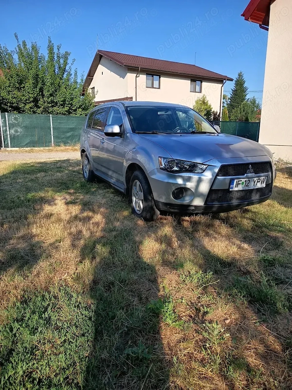 Mitsubishi Outlander II