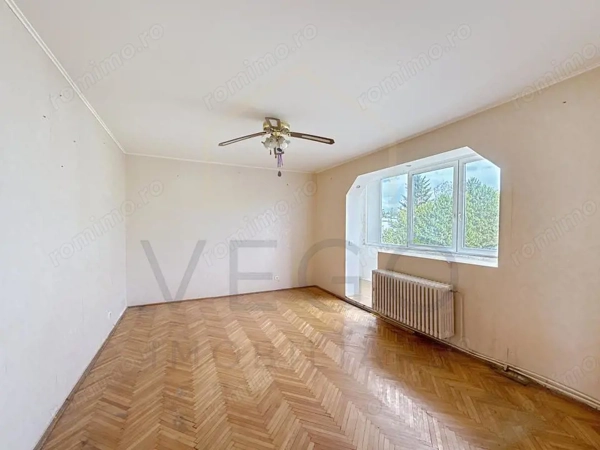 Apartament cu 4 camere decomandate la /mp in Manastur — fotografia 1