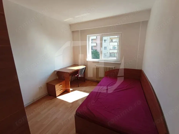 Apartament 4 camere, intermediar, zona strazii Aurel Vlaicu — fotografia 1