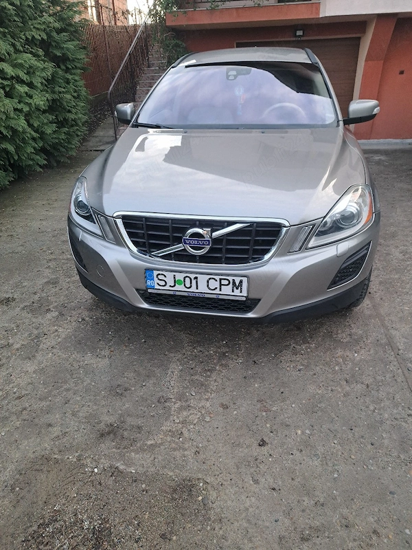 Vand Volvo XC60 an fabricație 2011 DriveE
