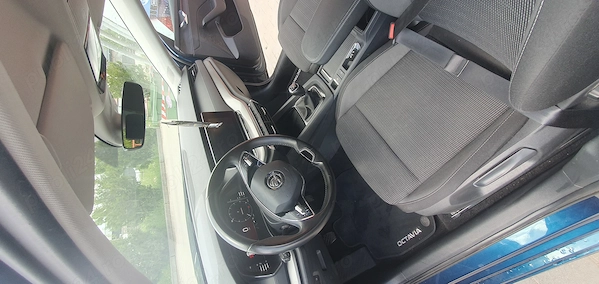 SKODA Octavia 2021 — imagine 8