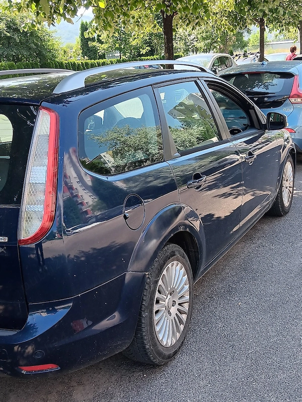 FORD Focus 2010 — imagine 4
