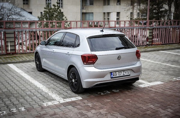 VOLKSWAGEN Polo 2018
