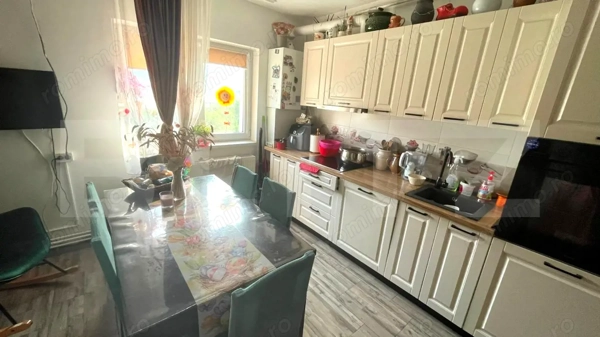 Apartament 2 camere decomandat – Săcele, cartier Ștefan cel Mare / 52 mp — fotografia 3