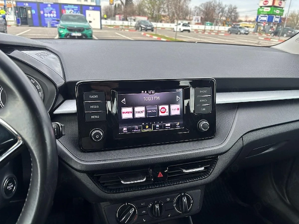 SKODA Fabia 2022 — imagine 5