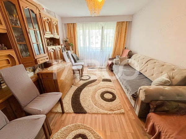 Apartament cu 2 camere de vanzare etaj 3 in Cartierul Intre Lacuri — fotografia 1