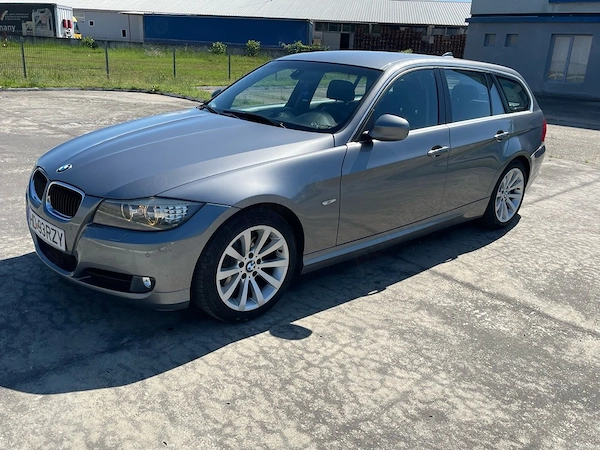 Bmw E91 lci 320D 2010