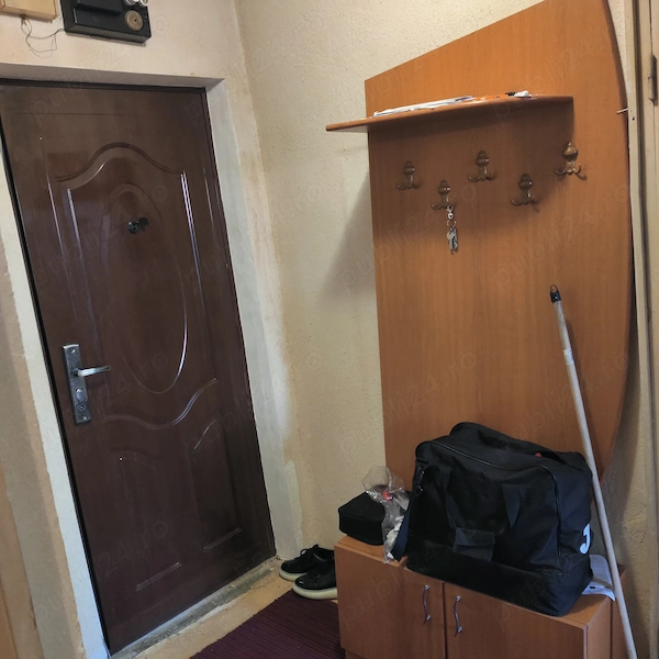 Apartament 2 camere de vanzare — fotografia 1