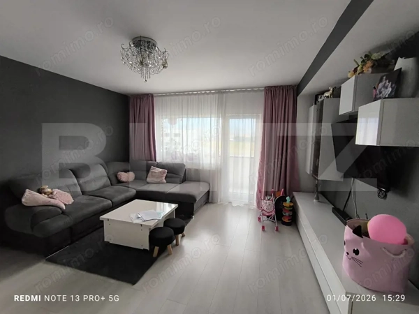 Apartament cu 2 camere, 2 parcari, curte+foisor — fotografia 1
