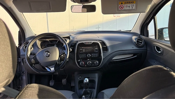 RENAULT Captur 2016 — imagine 2