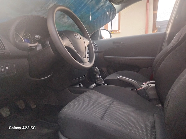 HYUNDAI i30 2011 — imagine 6