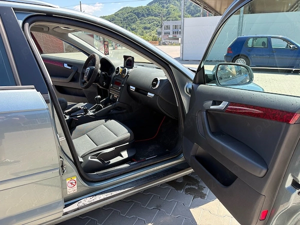 AUDI A3 2011 — imagine 9