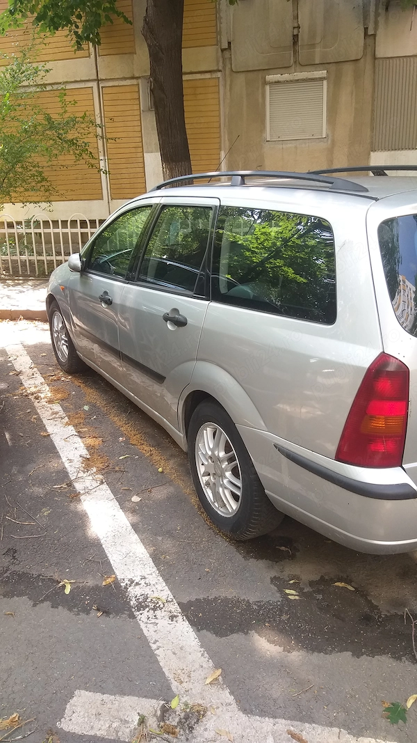 FORD Focus 2004 — imagine 5