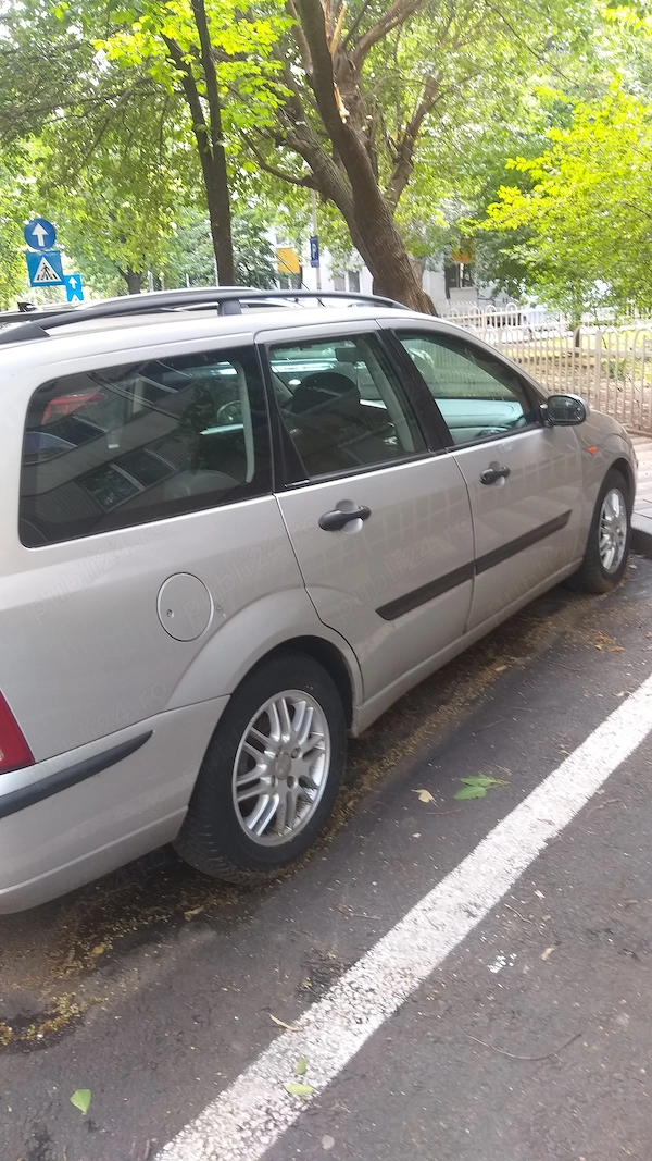 FORD Focus 2004 — imagine 3