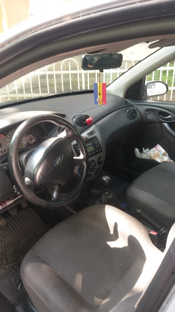 FORD Focus 2004 — imagine 6