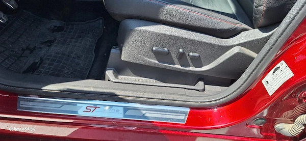 FORD Kuga 2019 — imagine 2