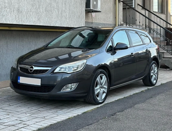 OPEL Astra 2012 — imagine 4