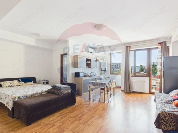 Garsoniera generoasa, metrou Grigorescu, centrala proprie, balcon — fotografia 1