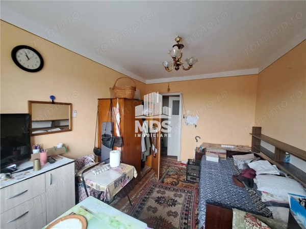 Apartament 2 camere in bloc anvelopat et intermediar — fotografia 1