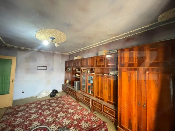 Apartament 3 camere, 66 mp, decomandat, etaj 4/4, zona Valea Rosie - Siloz — fotografia 1