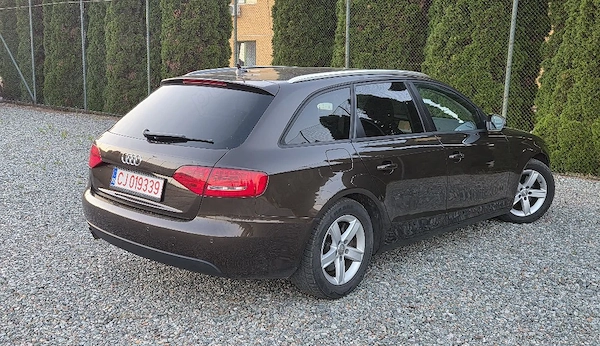 AUDI A4 2011 — imagine 4