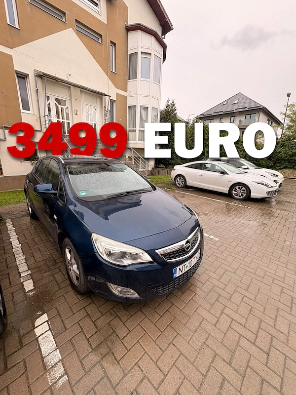 OPEL Astra 2011