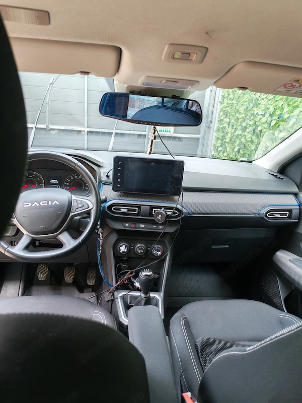 DACIA Logan 2024 — imagine 5