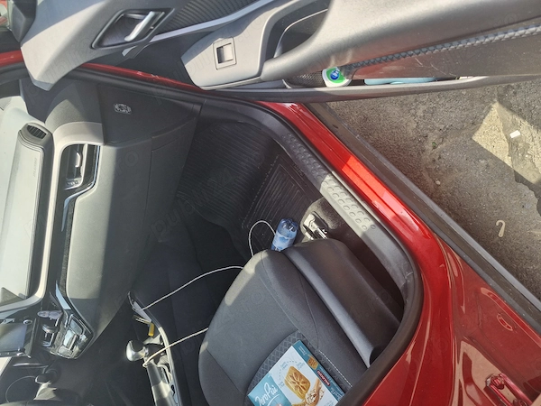 TOYOTA C-HR 2022 — imagine 5