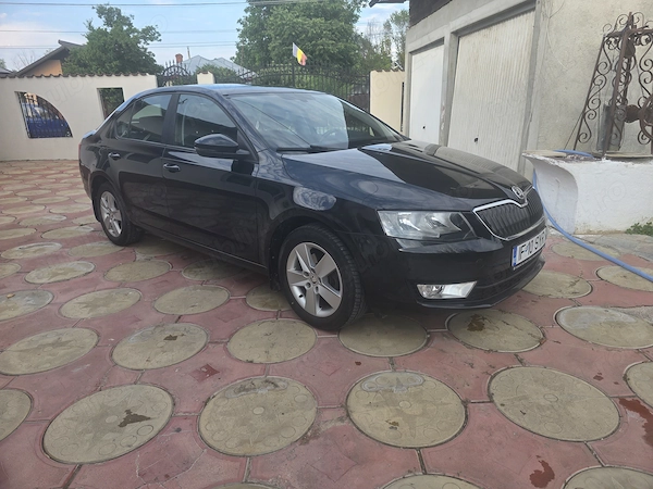 SKODA Octavia 2013 — imagine 3