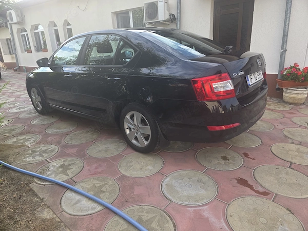 SKODA Octavia 2013 — imagine 5