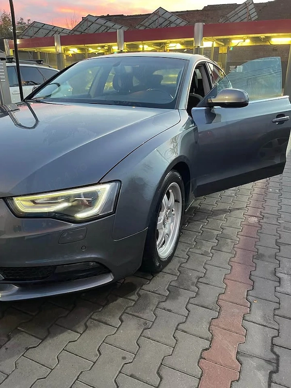 AUDI A5